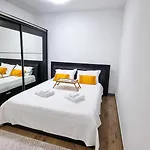 Veronica- Ultracentral, Langa Tomis Mall, Parcare Gratuita Lägenhet