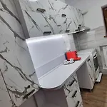Lägenhet Veronica- Ultracentral, Langa Tomis Mall, Parcare Gratuita