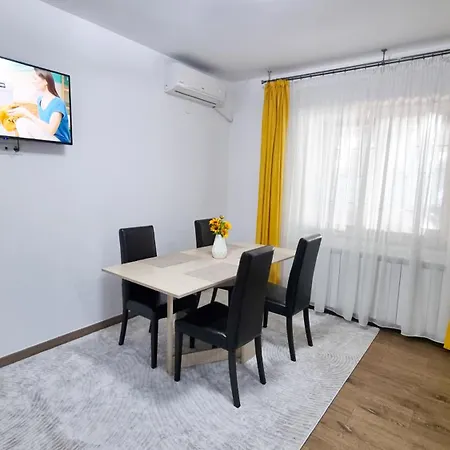 Veronica- Ultracentral, Langa Tomis Mall, Parcare Gratuita
