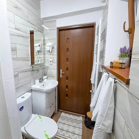 Veronica - Ultracentral, Langa Tomis Mall, Self Check-in, Free Parking, Fast Wifi, 10 Min Plaja Modern * קונסטנצה