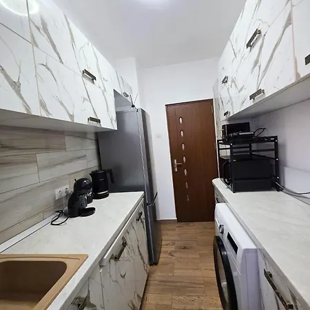 Studio Veronica - Ultracentral, Langa Tomis Mall, Self Check-In, Free Parking, Fast Wifi, 10 Min Plaja Modern *